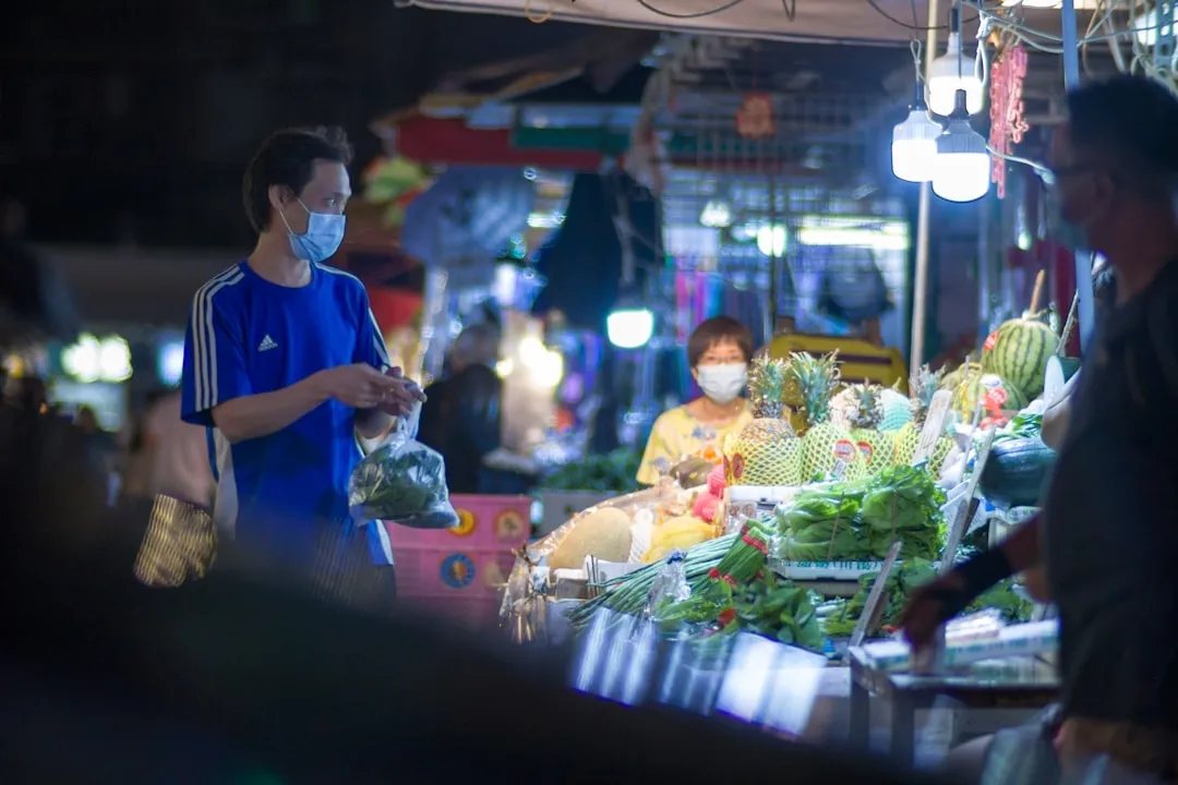 腊味加工中的传统工艺与品质管控解析——重庆海鎏食品的香肠腊肉生产实践