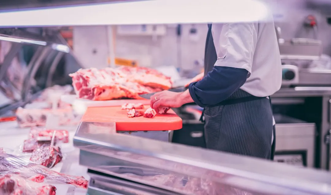 餐饮门店如何选择香肠腊肉供应商？重庆海鎏食品的土特产定制方案正文配图 2